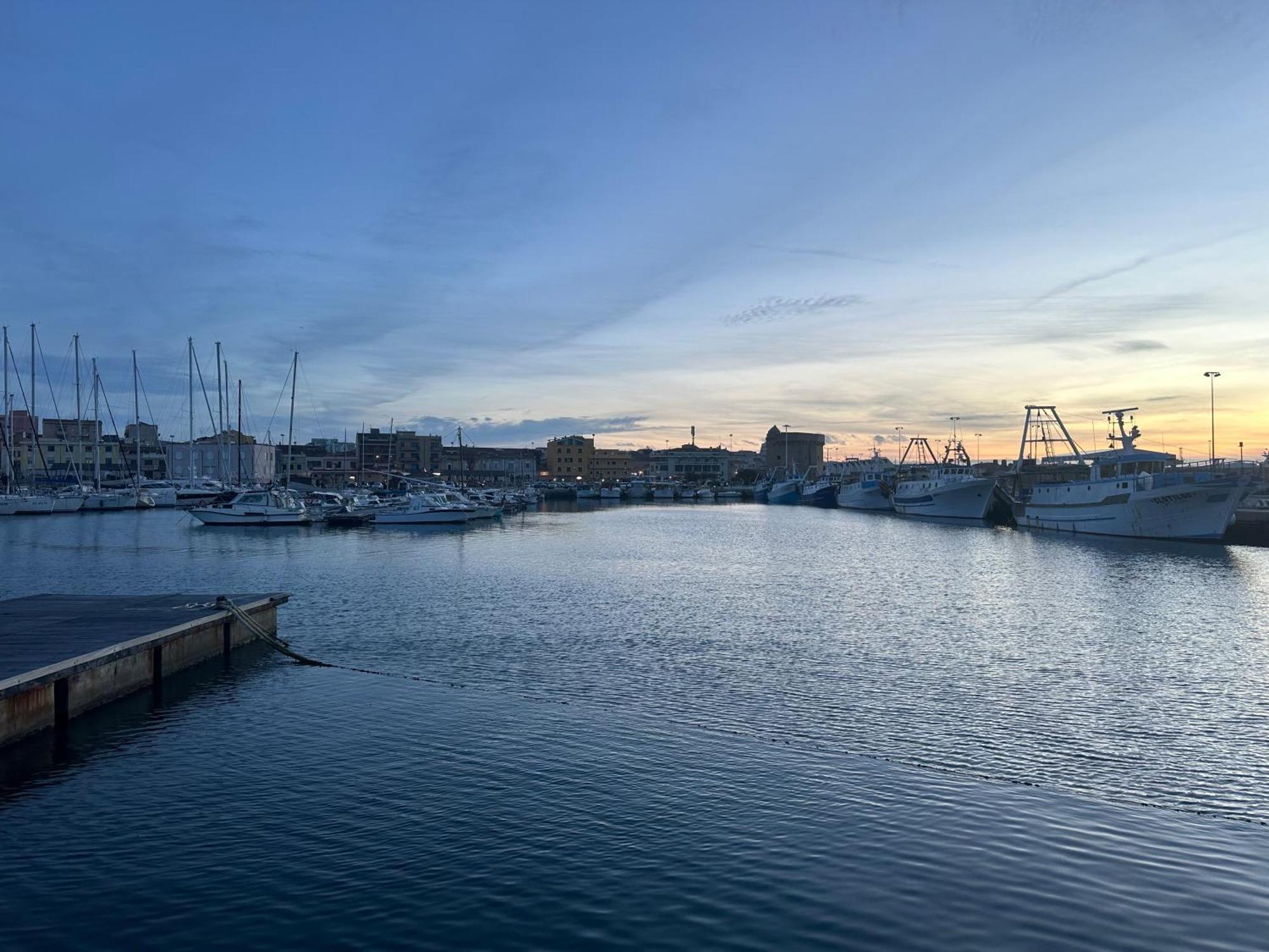 Moncici House Hotell Porto Torres Eksteriør bilde