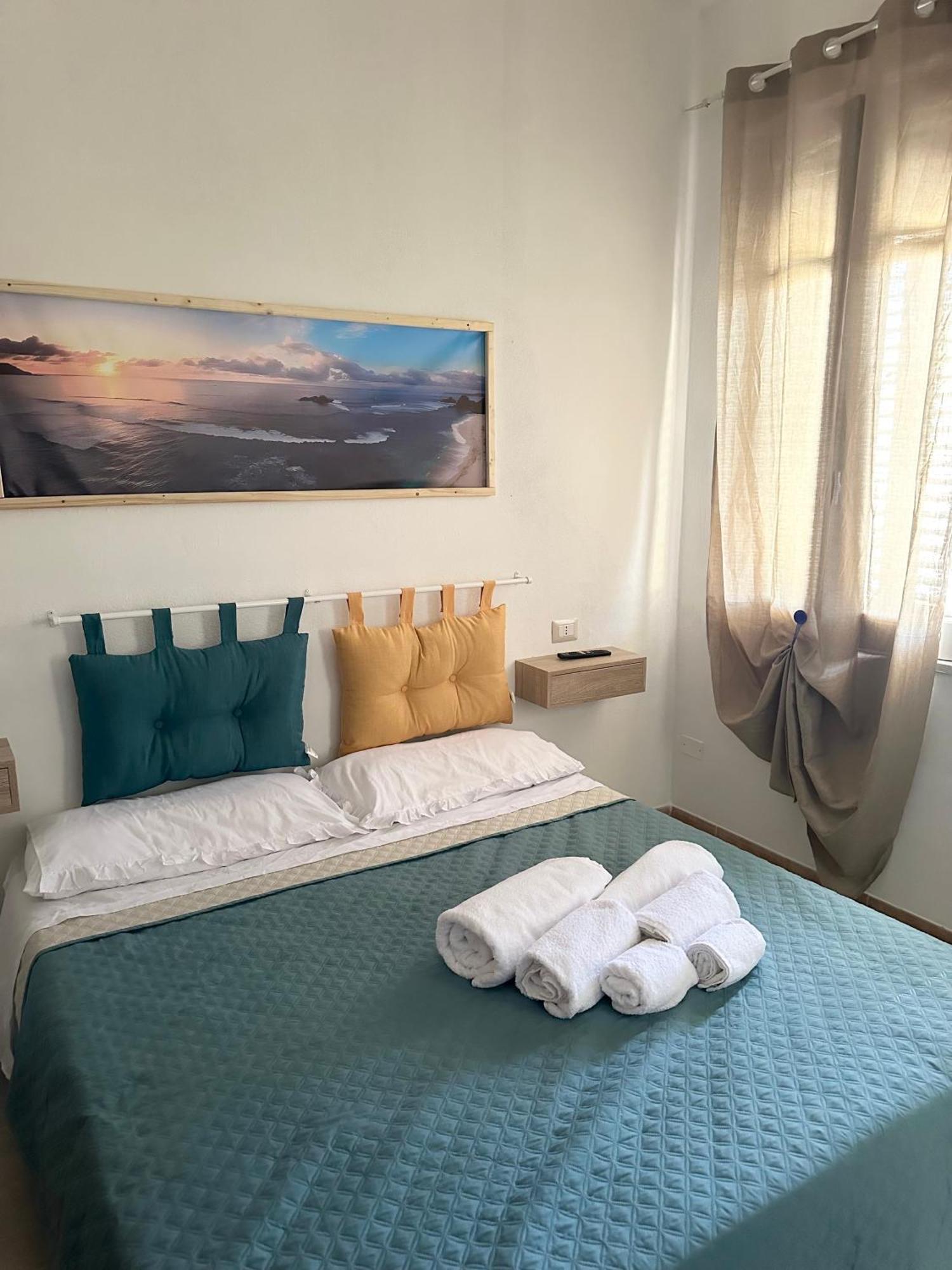 Moncici House Hotell Porto Torres Eksteriør bilde