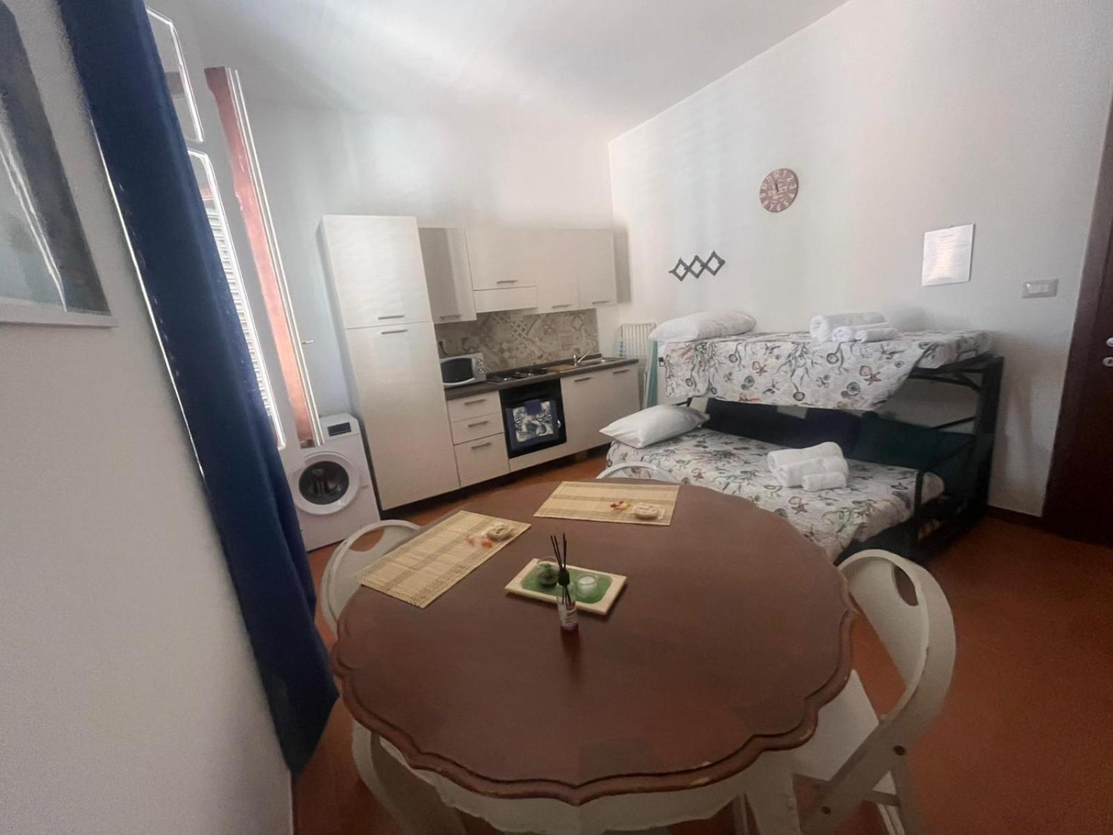 Moncici House Hotell Porto Torres Eksteriør bilde