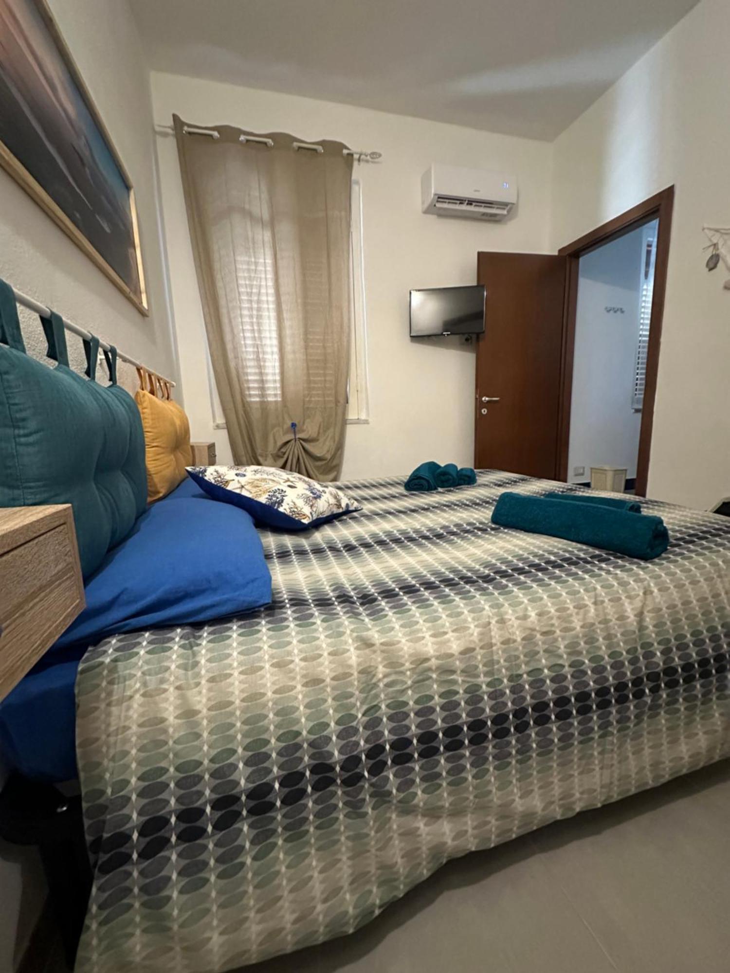 Moncici House Hotell Porto Torres Eksteriør bilde