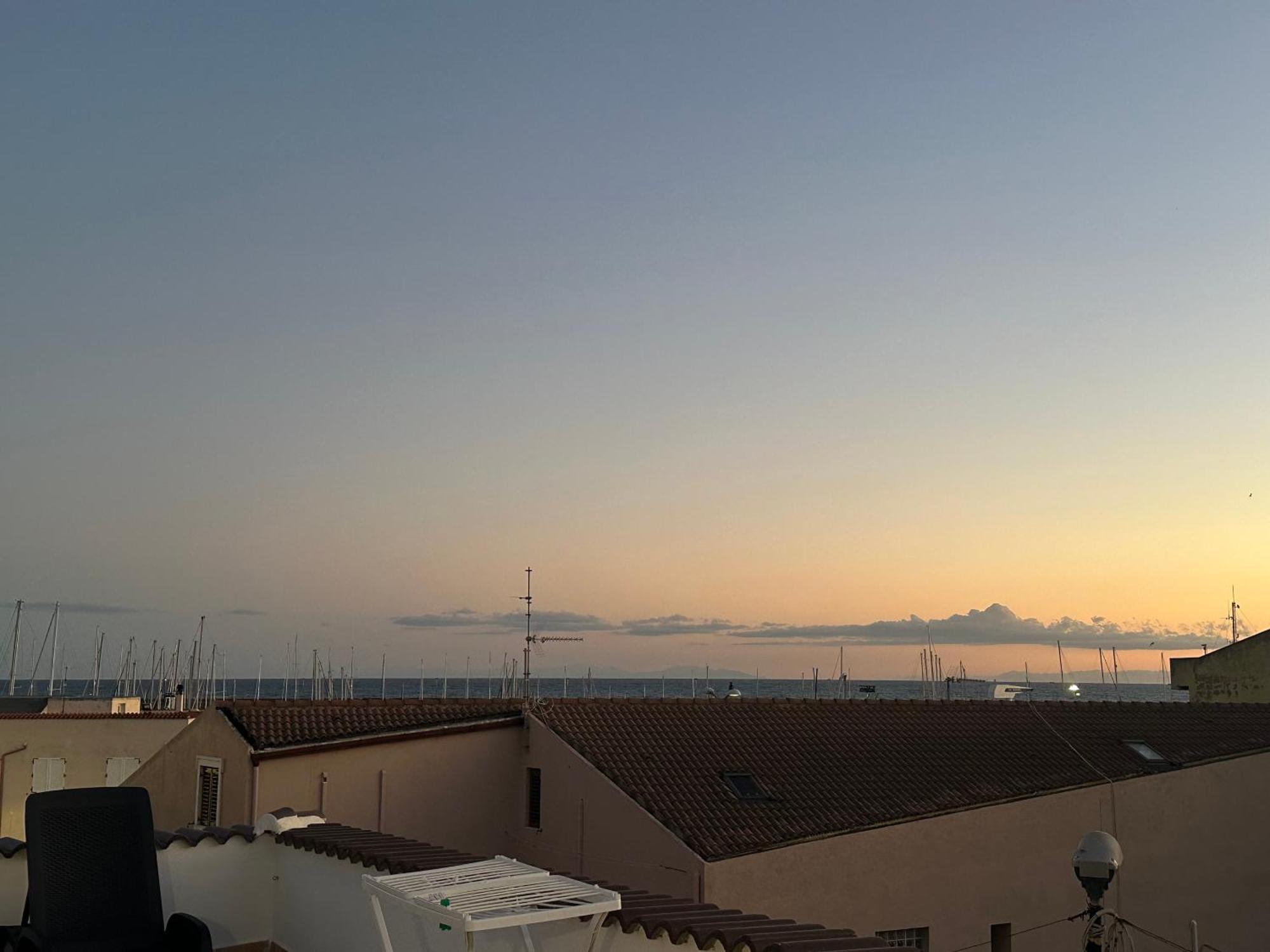 Moncici House Hotell Porto Torres Eksteriør bilde